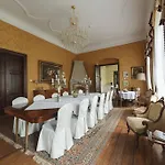 Hotel apartamentowy Pałac Gruszów Świdnica