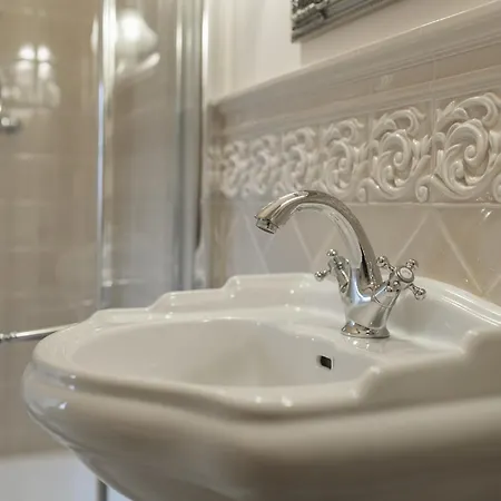 Pałac Gruszów Hotel apartamentowy *