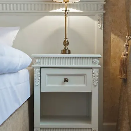 Aparthotel Palac Gruszow Świdnica