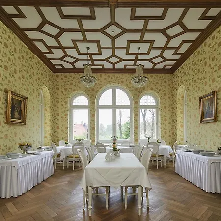 Aparthotel Palac Gruszow