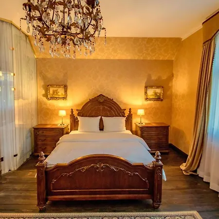 Palac Gruszow Lägenhetshotell 4*