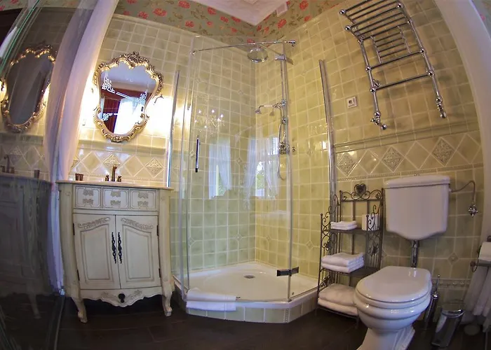 Hotel apartamentowy Pałac Gruszów 4*