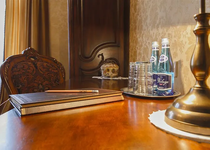 Hotel apartamentowy Pałac Gruszów Świdnica