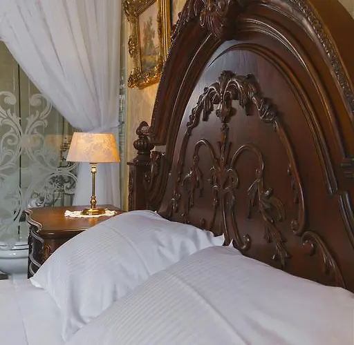 Hotel apartamentowy Pałac Gruszów 4*