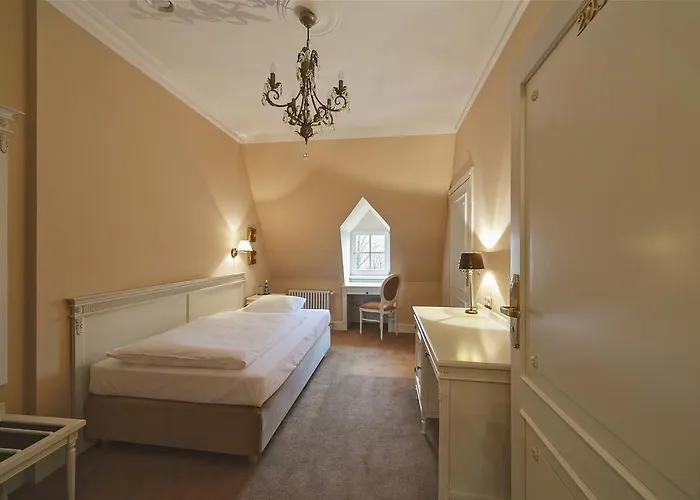 Hotel apartamentowy Pałac Gruszów Świdnica