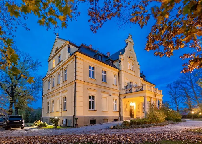 Hotel apartamentowy Pałac Gruszów 4*